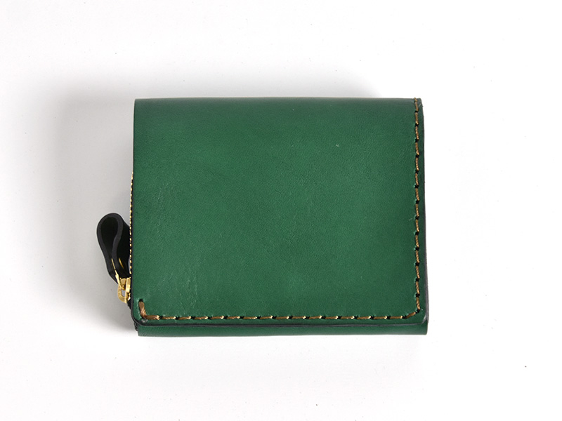 ボトルグリーン特別仕様の小型の二つ折り財布「革鞄のHERZ(ヘルツ)公式 