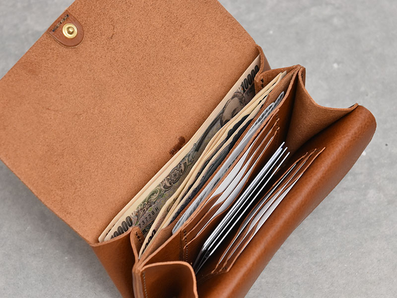 収納力のあるコンパクトな小さめ長財布「革鞄のHERZ(ヘルツ)公式通販」