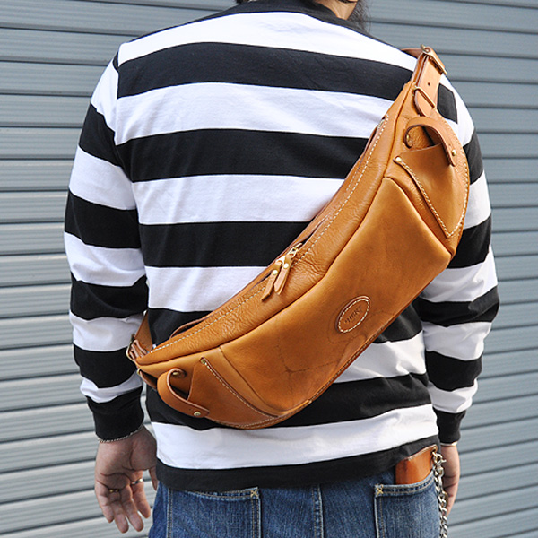 一点モノ・焼印鞄2013】ボディバッグ(BR-F-1-CA)の手作り革鞄 ...