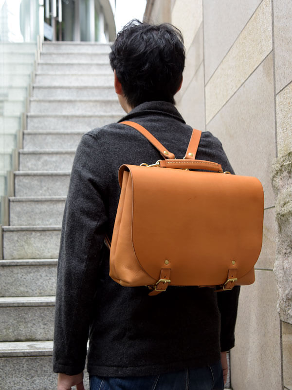 ビジネスバッグとしても使える本革3way仕様のナレッジバッグ「革鞄の ...