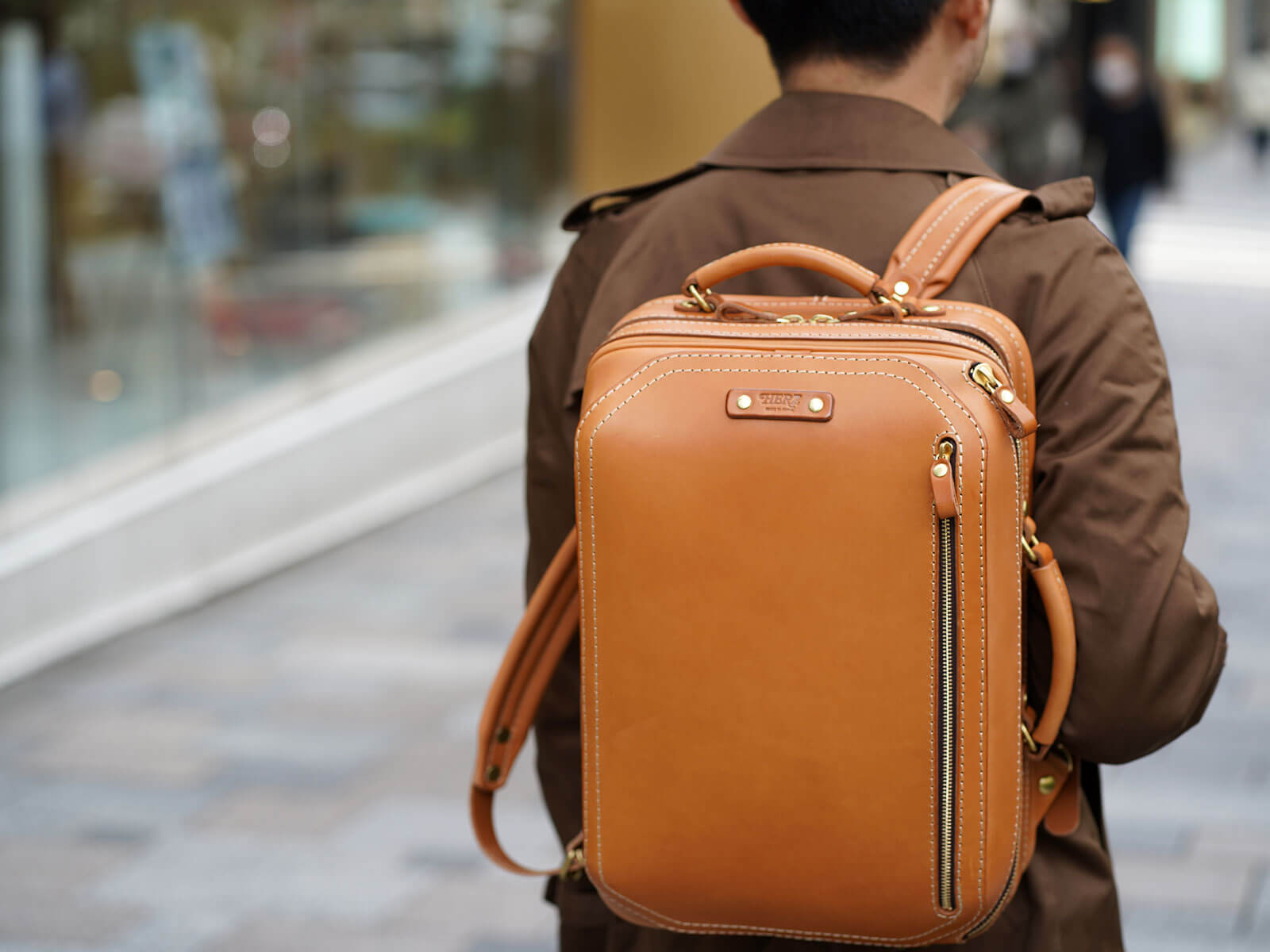 大容量バッグの選び方・人気ランキング｜革鞄・革小物のHERZ公式通販